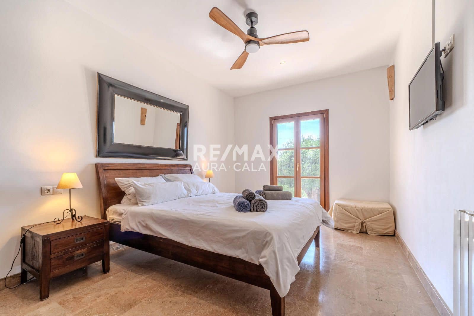 3 bedroom Villa for sale in Manacor with pool garage - € 1,890,000 (Ref: 9816266)