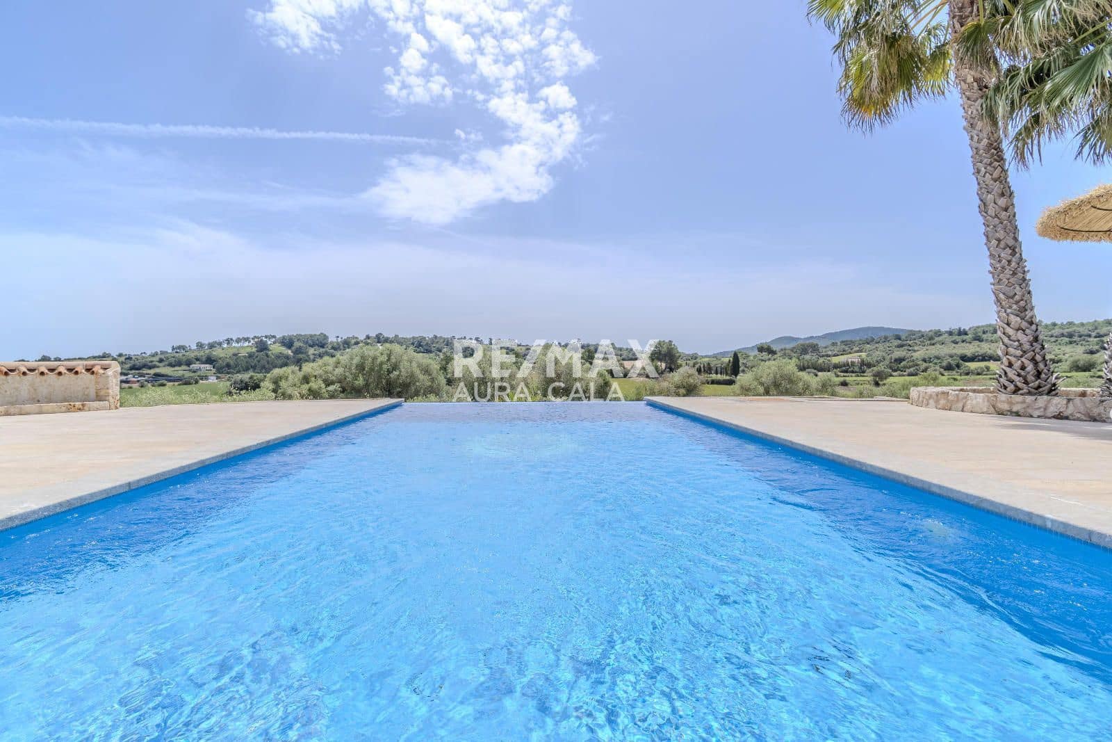 3 bedroom Villa for sale in Manacor with pool garage - € 1,890,000 (Ref: 9816266)