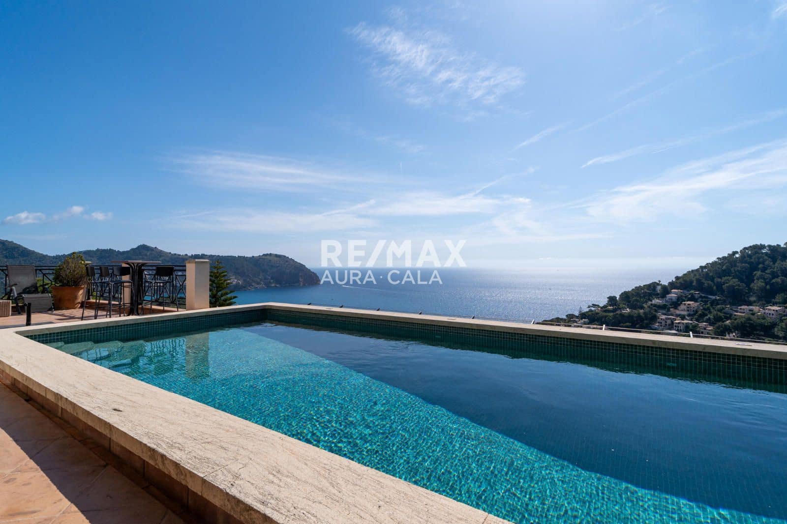 3 bedroom Villa for sale in Canyamel with pool garage - € 2,200,000 (Ref: 9854632)