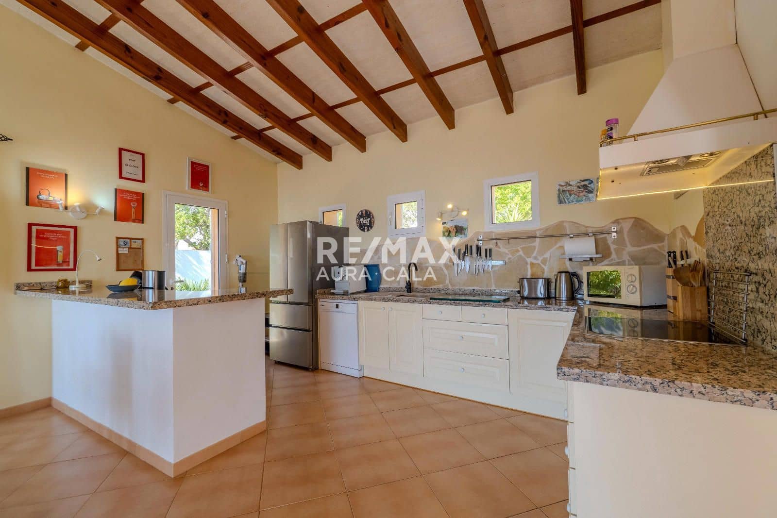 3 bedroom Villa for sale in Canyamel with pool garage - € 2,200,000 (Ref: 9854632)