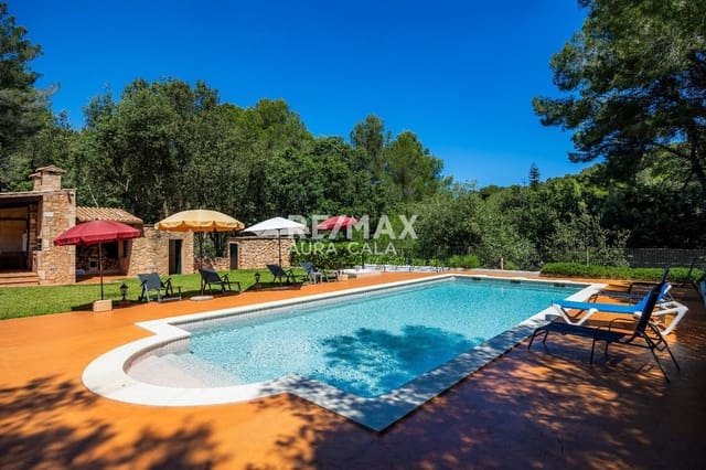 6 sypialnia Willa do wynajęcia w Capdepera z basenem garażem - 4 000 € (Ref: 9889307)