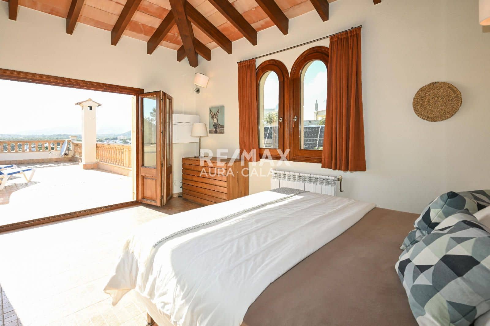 7 soveværelse Villa til salg i Cala Ratjada med swimmingpool - € 1.750.000 (Ref: 9891405)