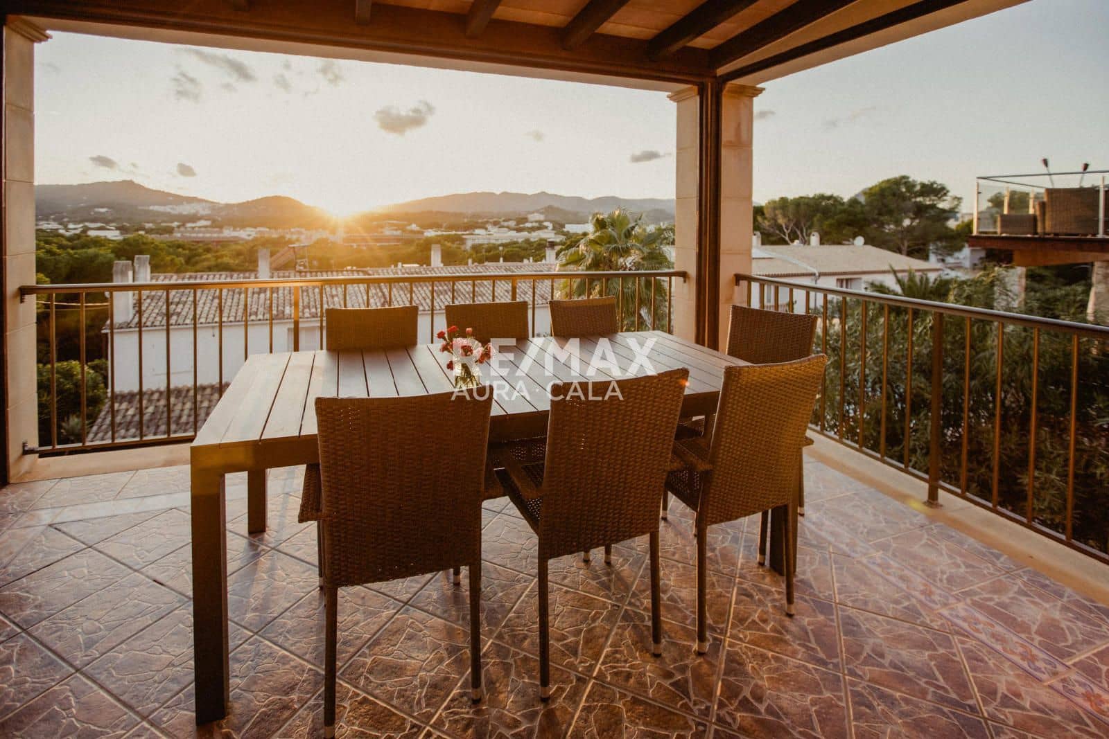 7 soveværelse Villa til salg i Cala Ratjada med swimmingpool - € 1.750.000 (Ref: 9891405)