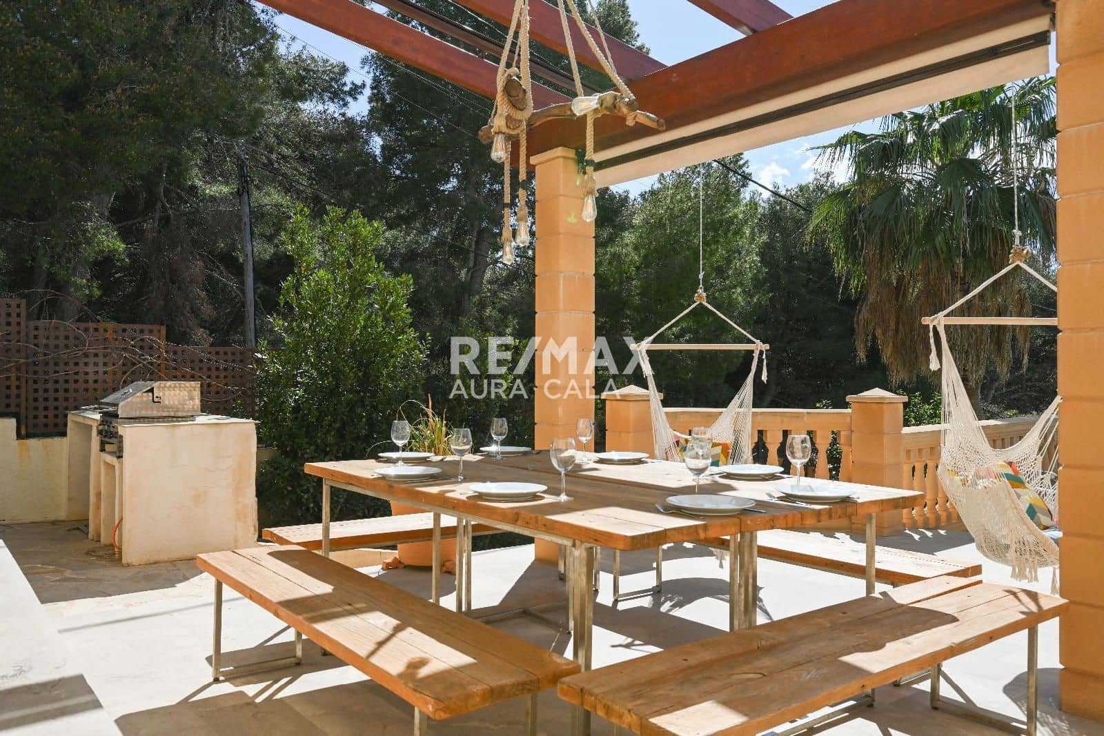 7 soveværelse Villa til salg i Cala Ratjada med swimmingpool - € 1.750.000 (Ref: 9891405)