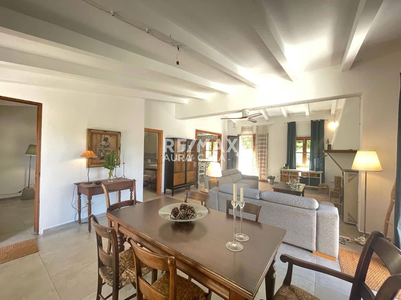 Chalet de 3 habitaciones en Sant Llorenç des Cardassar en alquiler - 2.600 € (Ref: 9892712)