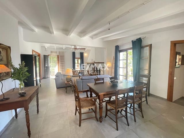 Chalet de 3 habitaciones en Sant Llorenç des Cardassar en alquiler - 2.600 € (Ref: 9892712)