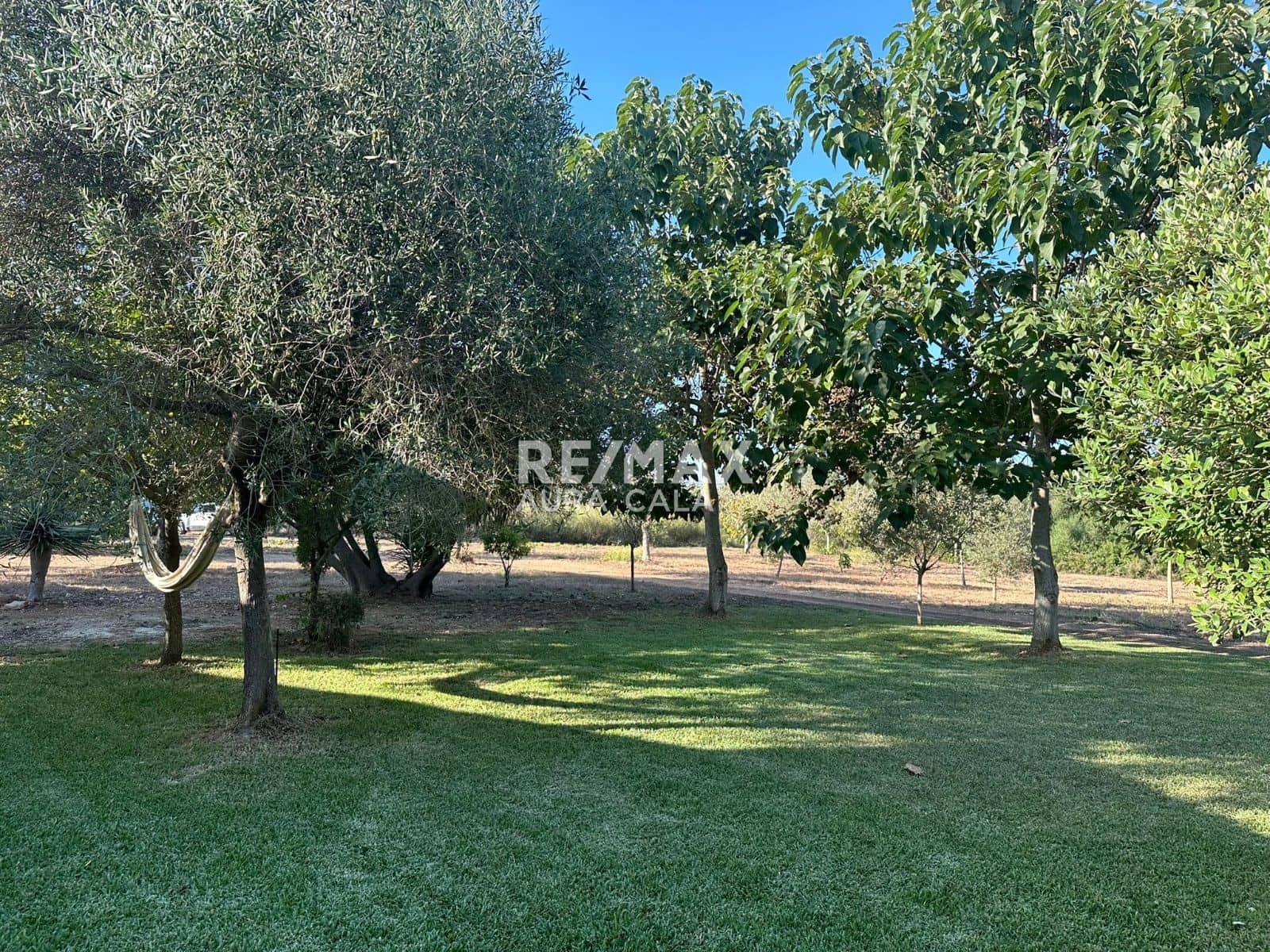Chalet de 3 habitaciones en Sant Llorenç des Cardassar en alquiler - 2.600 € (Ref: 9892712)