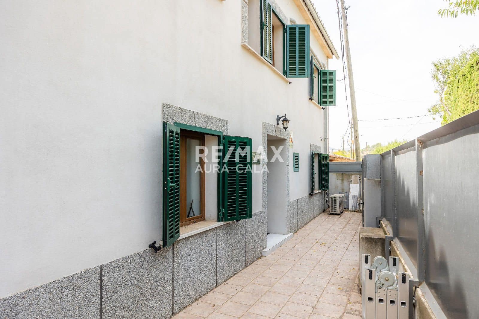 Chalet de 3 habitaciones en Palma de Mallorca en venta con garaje - 564.500 € (Ref: 9964328)