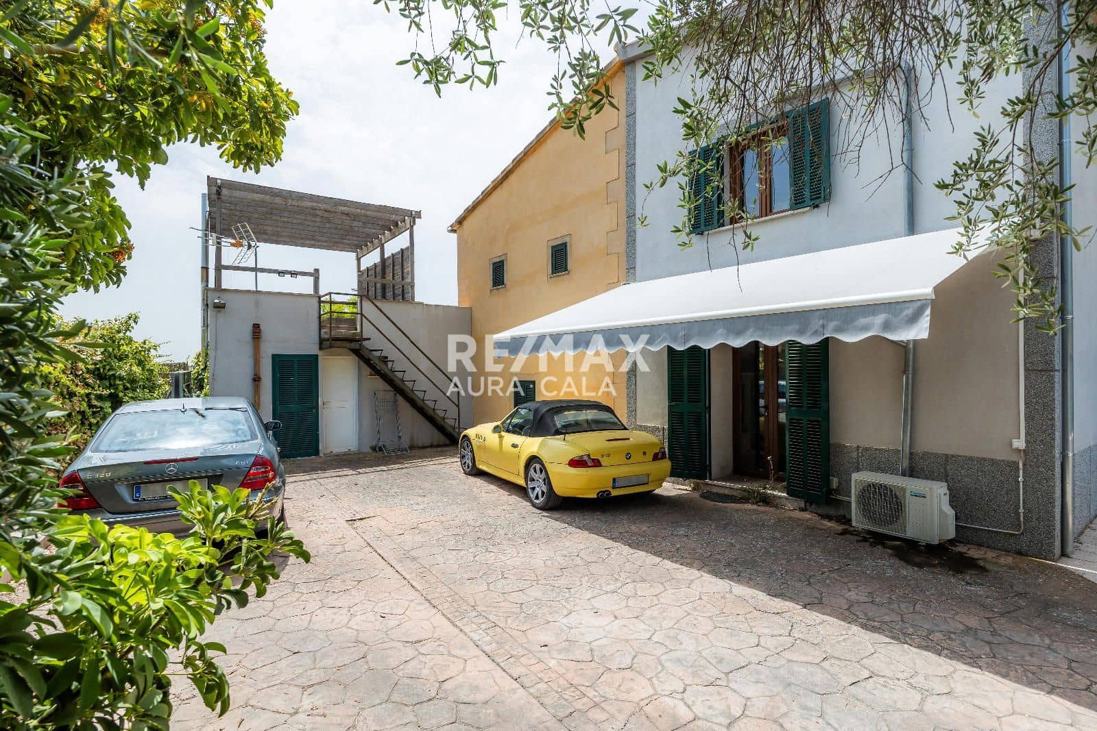 Chalet de 3 habitaciones en Palma de Mallorca en venta con garaje - 564.500 € (Ref: 9964328)