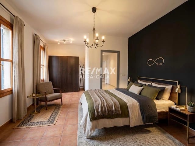 Casa de 4 habitaciones en Artà en venta - 415.000 € (Ref: 9979315)