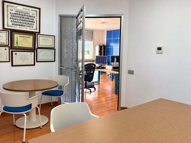 Escritório para arrendar em Arroyo de la Miel, Benalmádena - 850 € (Ref: 10019274)