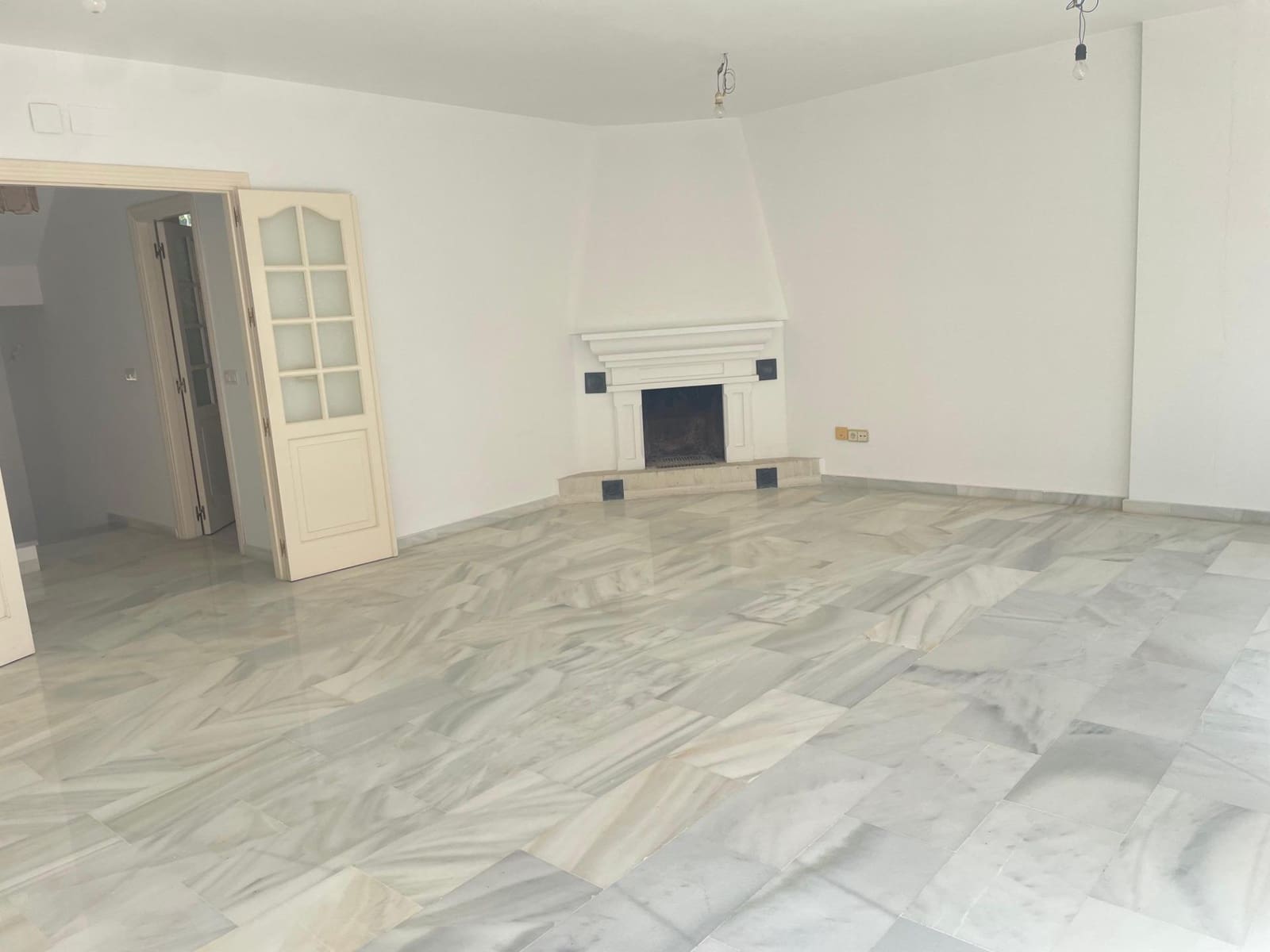 3 bedroom Terraced Villa for sale in Arroyo de la Miel with pool garage - € 470,000 (Ref: 10019276)