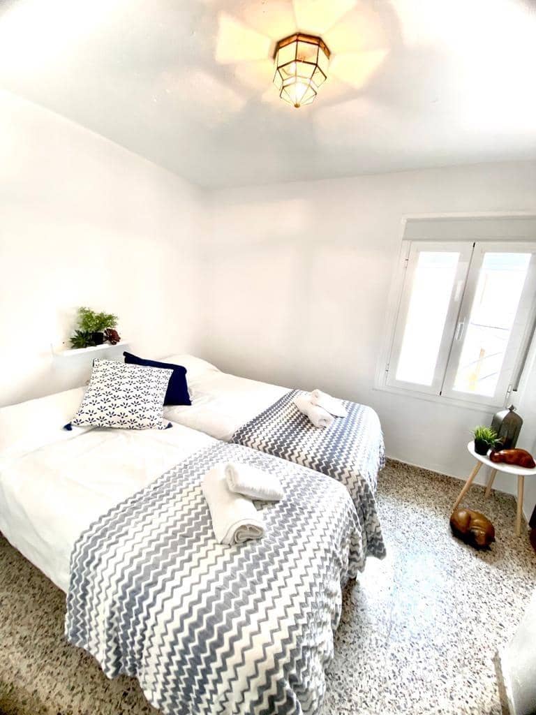 4 makuuhuone Rivitalo myytävänä paikassa Istan - 269 000 € (Ref: 10019277)