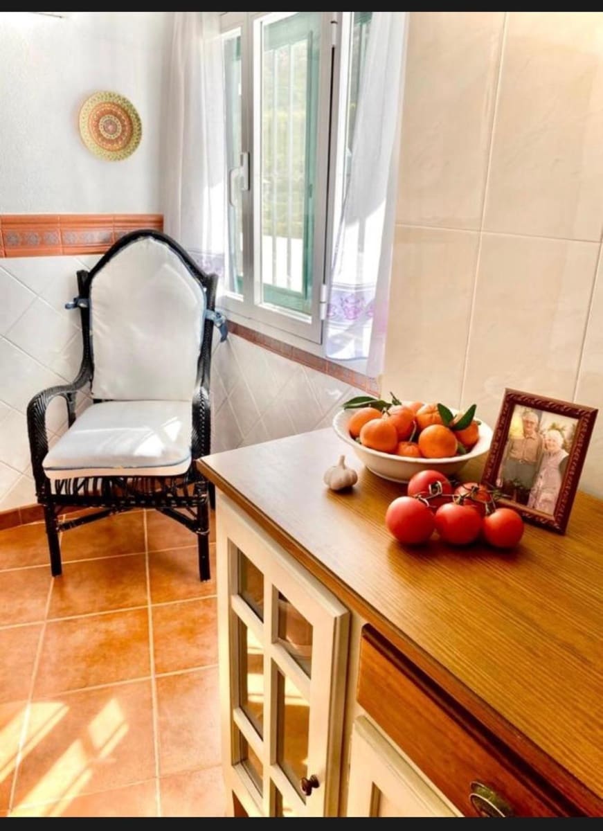 4 makuuhuone Rivitalo myytävänä paikassa Istan - 269 000 € (Ref: 10019277)