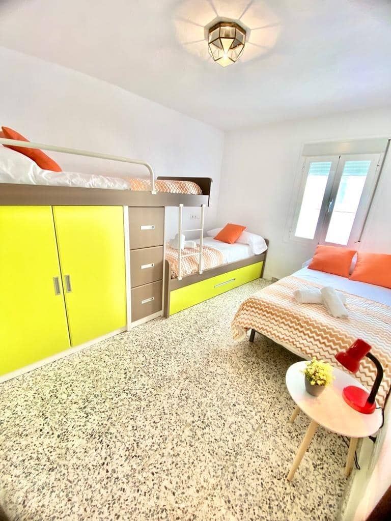 4 makuuhuone Rivitalo myytävänä paikassa Istan - 269 000 € (Ref: 10019277)