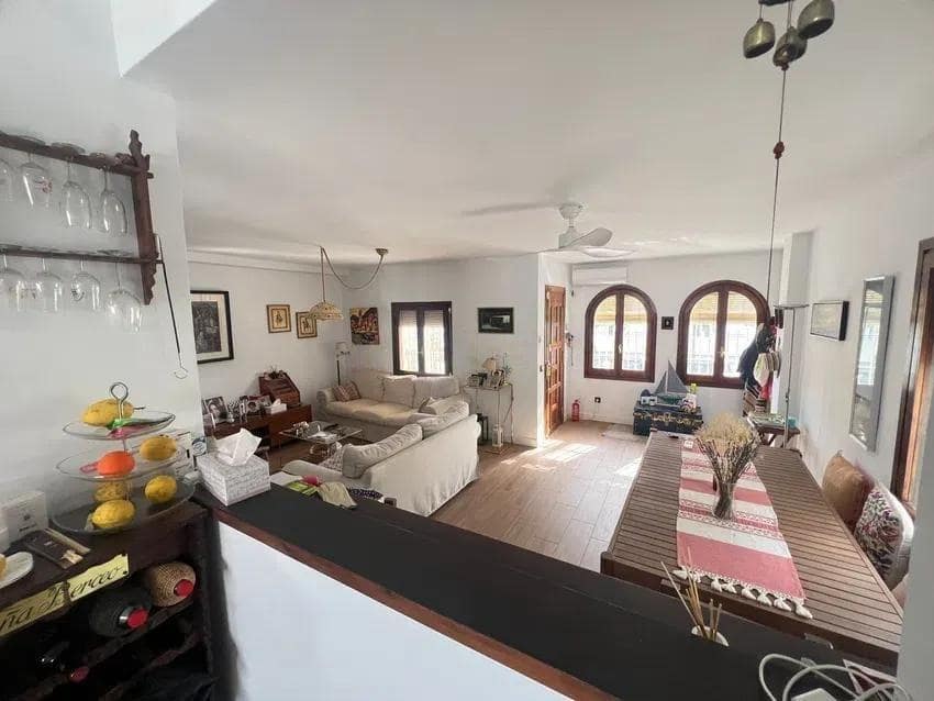 4 bedroom Semi-detached Villa for sale in Torremolinos with garage - € 589,000 (Ref: 10019281)