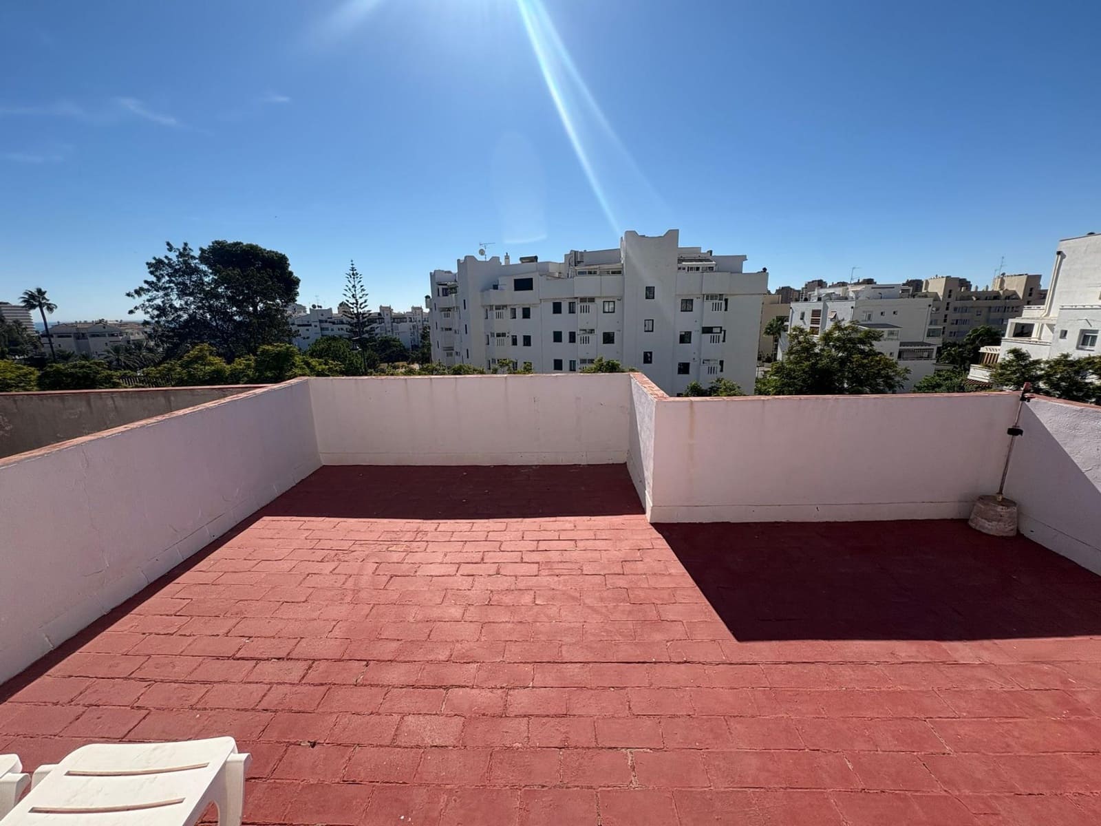 4 bedroom Semi-detached Villa for sale in Torremolinos with garage - € 589,000 (Ref: 10019281)
