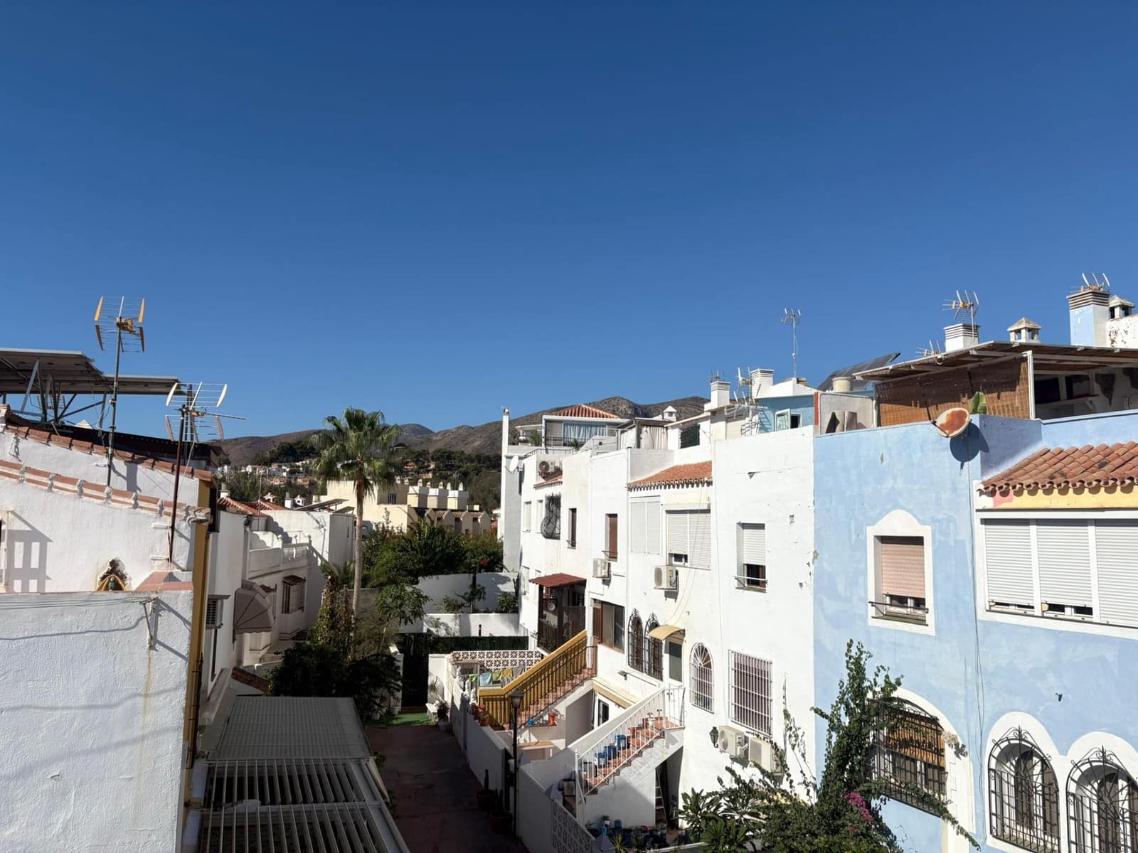 4 bedroom Semi-detached Villa for sale in Torremolinos with garage - € 589,000 (Ref: 10019281)