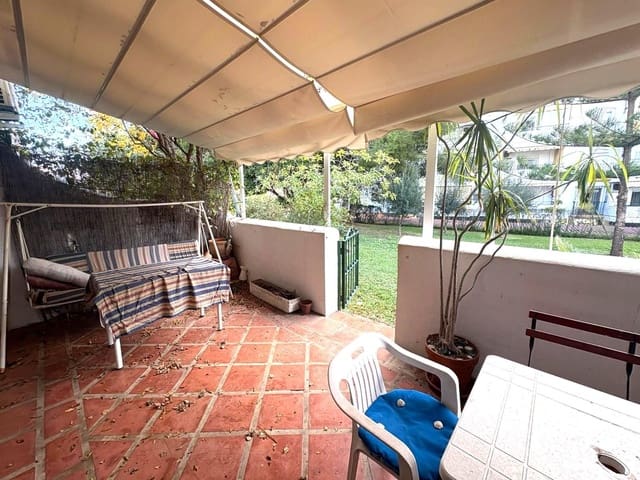 5 slaapkamer Rijtjeshuis te koop in Los Boliches , Fuengirola met zwembad - € 470.000 (Ref: 10019282)