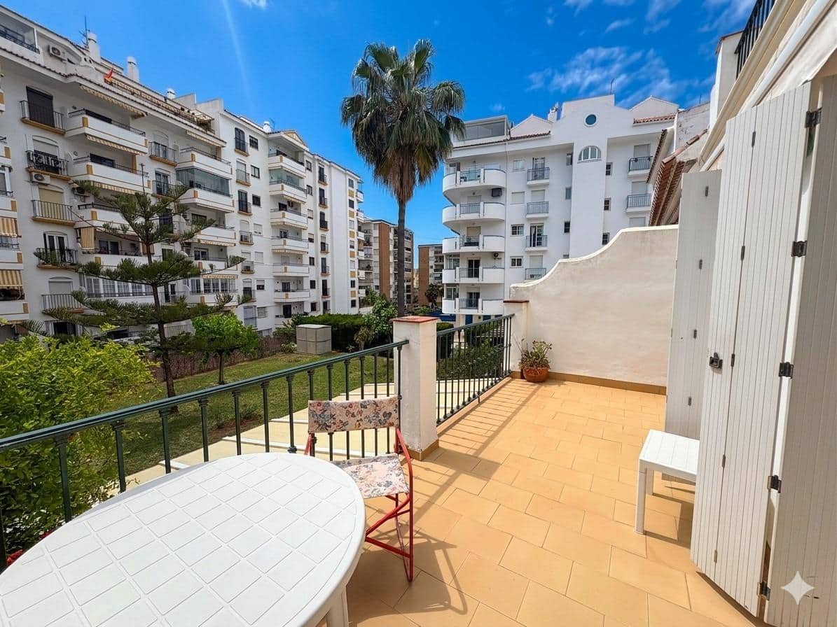 5 slaapkamer Rijtjeshuis te koop in Fuengirola met zwembad - € 470.000 (Ref: 10019282)