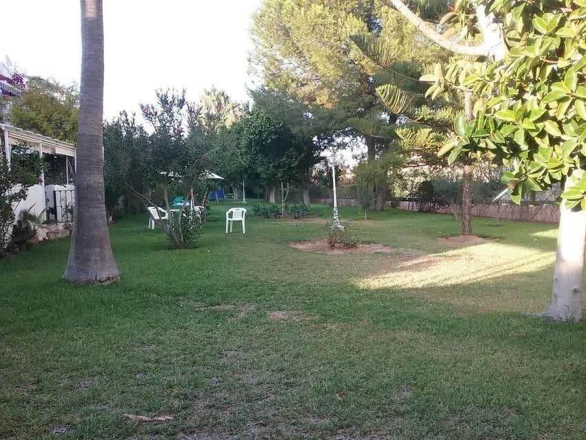 5 slaapkamer Rijtjeshuis te koop in Fuengirola met zwembad - € 470.000 (Ref: 10019282)