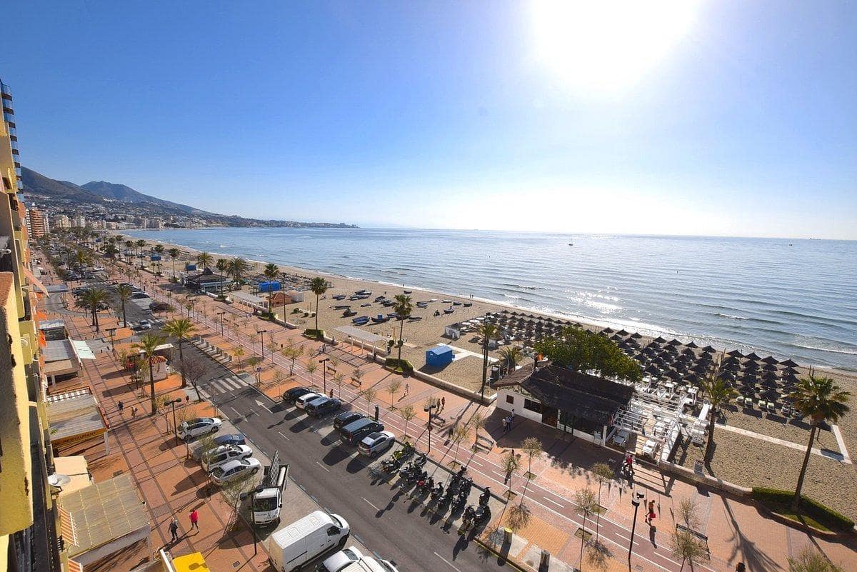 5 slaapkamer Rijtjeshuis te koop in Fuengirola met zwembad - € 470.000 (Ref: 10019282)