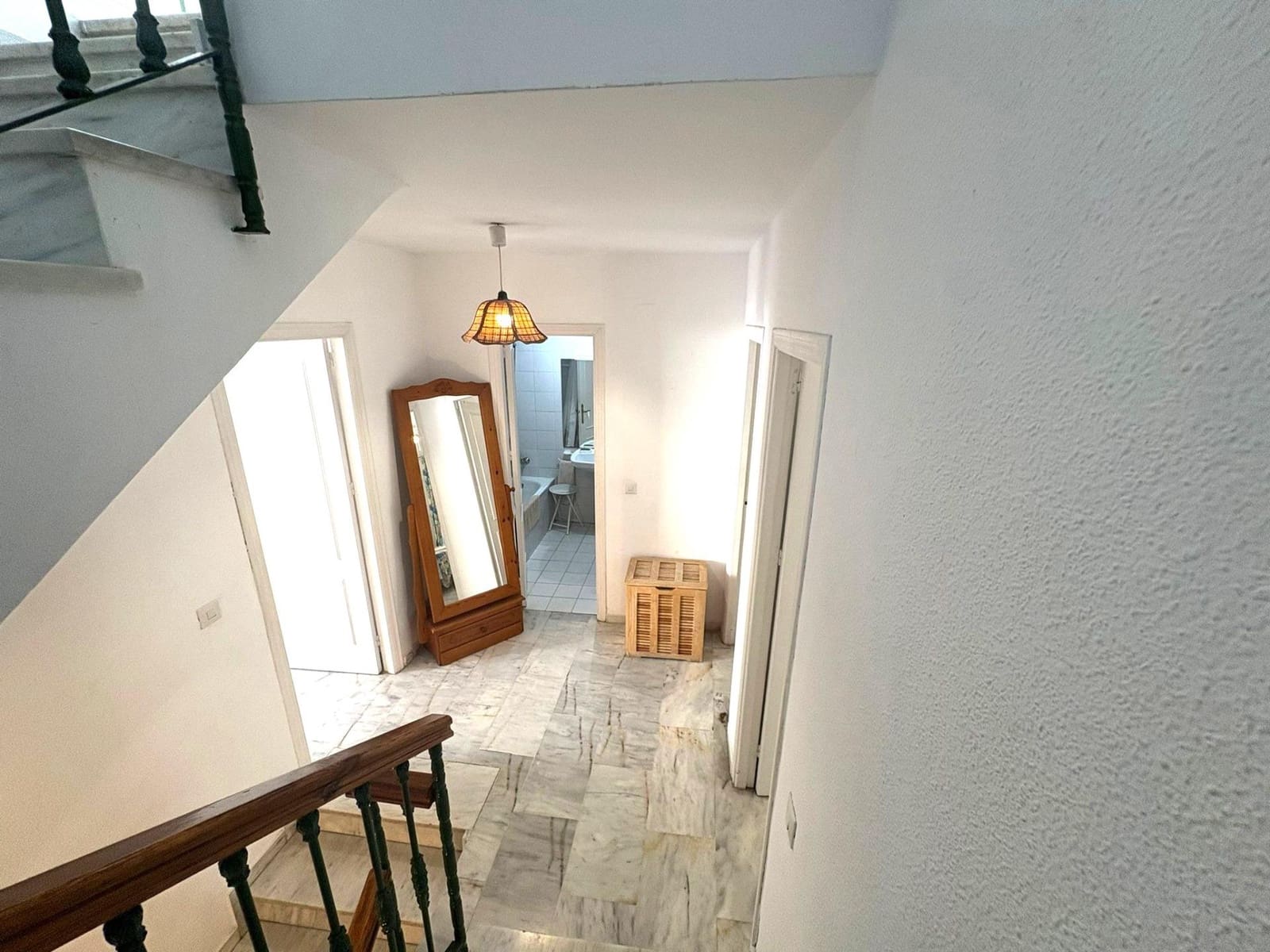 5 slaapkamer Rijtjeshuis te koop in Fuengirola met zwembad - € 470.000 (Ref: 10019282)