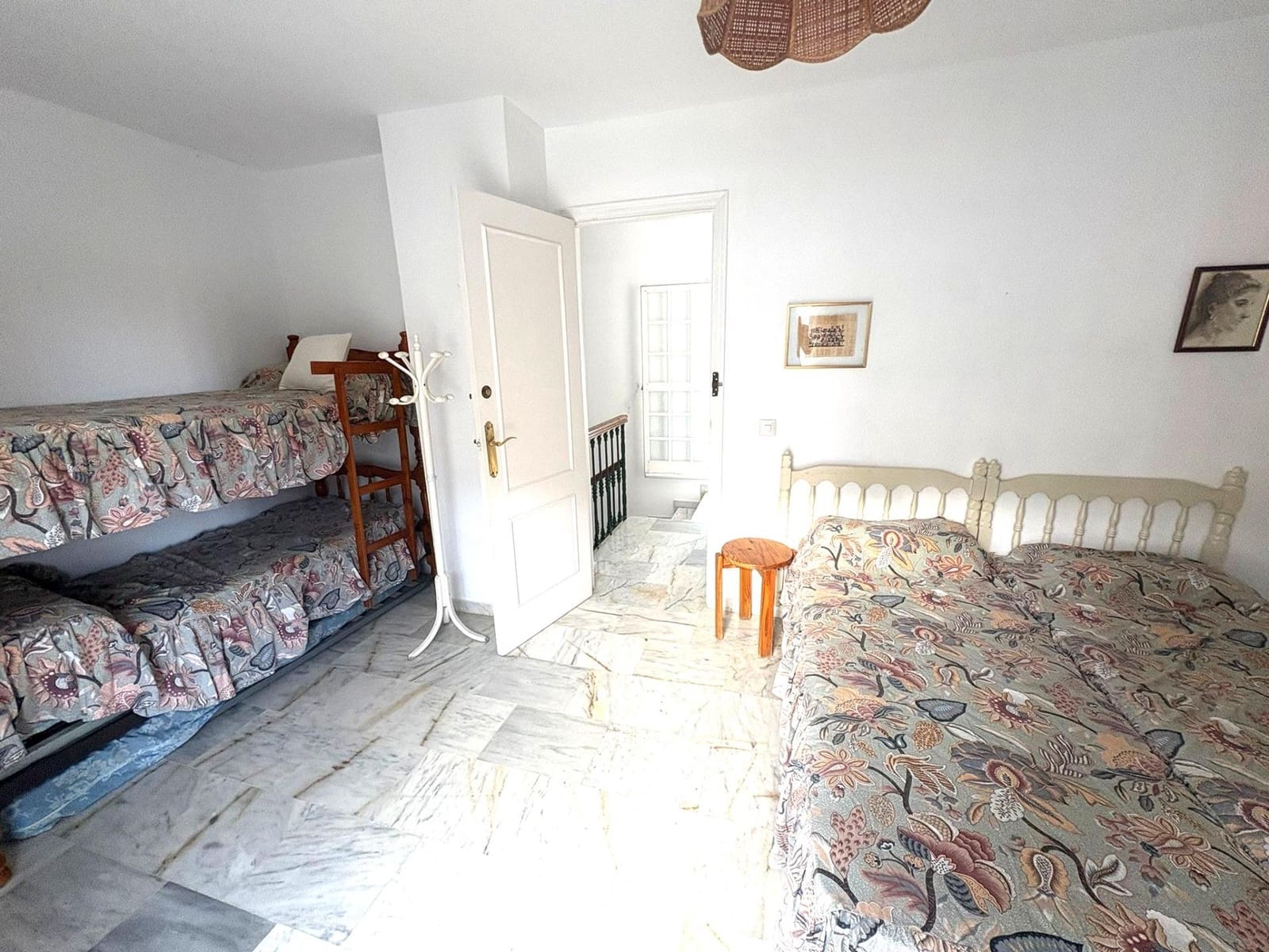 5 slaapkamer Rijtjeshuis te koop in Fuengirola met zwembad - € 470.000 (Ref: 10019282)