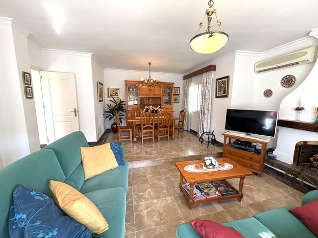 4 chambre Villa/Maison à vendre à Alhaurín de la Torre avec garage - 799 000 € (Ref: 10019283)