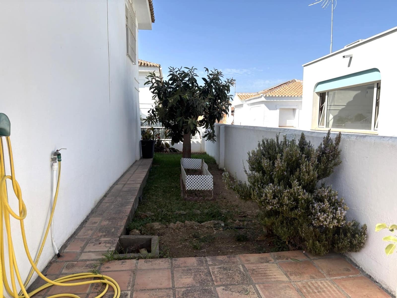 4 chambre Villa/Maison à vendre à Alhaurin de la Torre avec garage - 799 000 € (Ref: 10019283)