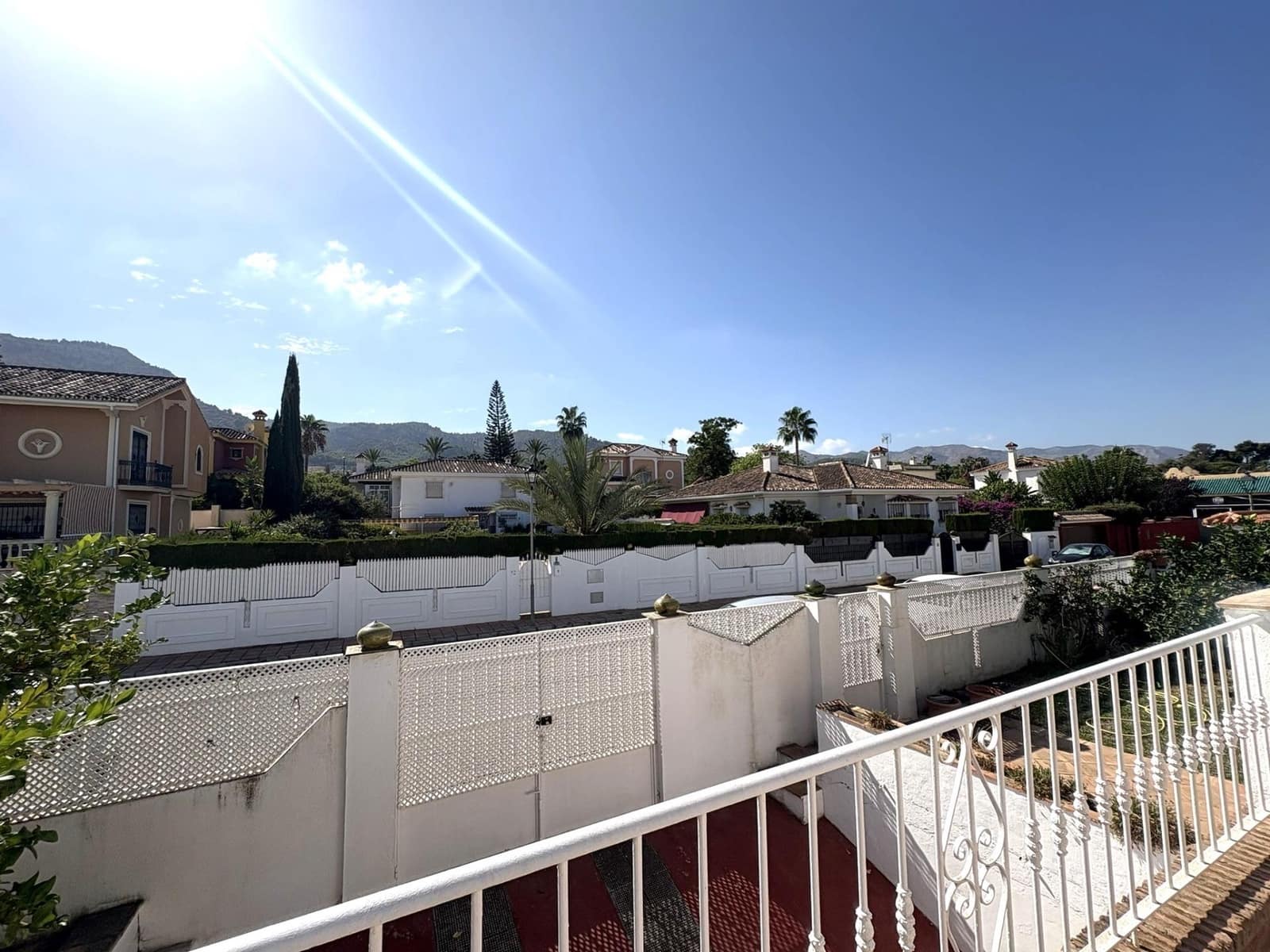 4 chambre Villa/Maison à vendre à Alhaurin de la Torre avec garage - 799 000 € (Ref: 10019283)