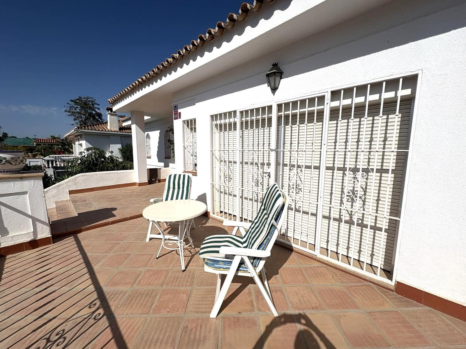 4 chambre Villa/Maison à vendre à Alhaurin de la Torre avec garage - 799 000 € (Ref: 10019283)