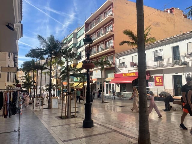 Komercyjne na sprzedaż w Arroyo de la Miel, Benalmádena - 159 000 € (Ref: 10019284)