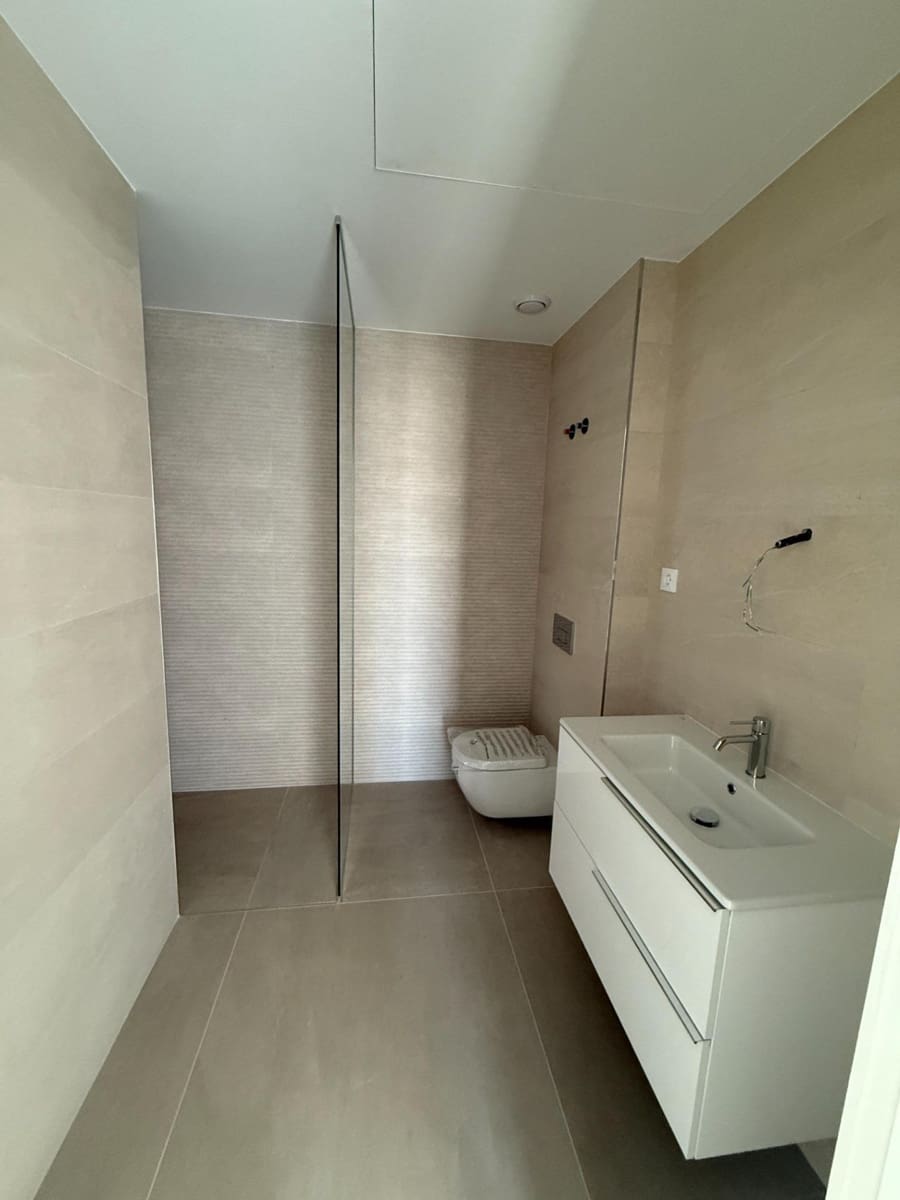 3 bedroom Penthouse for sale in Estepona with pool - € 1,100,000 (Ref: 10019285)