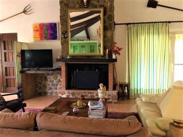 7 bedroom Finca/Country House for sale in Villaviciosa de Cordoba - € 490,000 (Ref: 10019286)