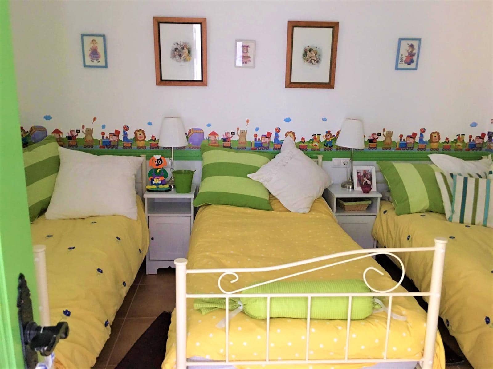 7 bedroom Finca/Country House for sale in Villaviciosa de Cordoba - € 490,000 (Ref: 10019286)