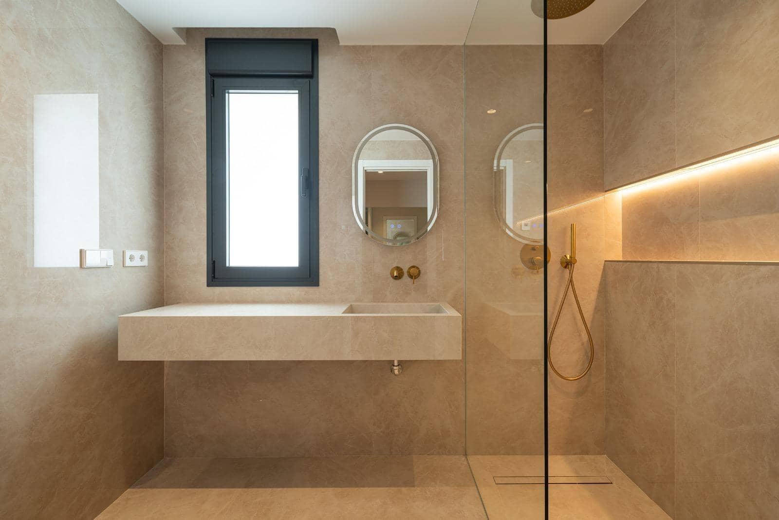 5 chambre Villa/Maison à vendre à Benalmadena avec piscine garage - 4 500 000 € (Ref: 10019287)