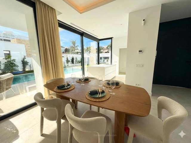 6 bedroom Villa for sale in Atalaya-Isdabe, Estepona with pool garage - € 1,900,000 (Ref: 10019290)