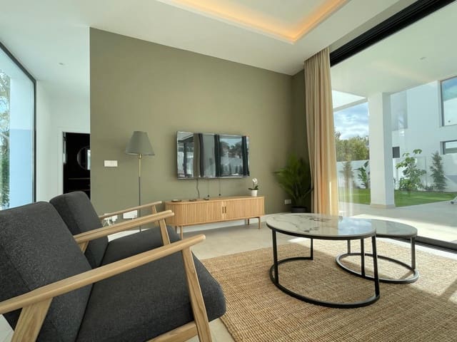 6 bedroom Villa for sale in Atalaya-Isdabe, Estepona with pool garage - € 1,900,000 (Ref: 10019290)