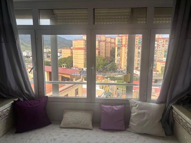 3 bedroom Apartment for sale in Ciudad Jardín, Málaga city - € 276,000 (Ref: 10019294)