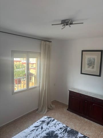 3 bedroom Apartment for sale in Ciudad Jardín, Málaga city - € 276,000 (Ref: 10019294)