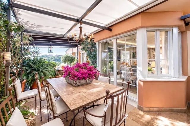 4 makuuhuone Paritalo myytävänä paikassa Puerto de la Torre, Málaga kaupunki mukana 
autotalli - 2 740 000 € (Ref: 10019296)