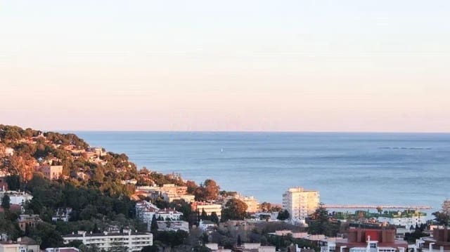 4 makuuhuone Paritalo myytävänä paikassa Puerto de la Torre, Málaga kaupunki mukana 
autotalli - 2 740 000 € (Ref: 10019296)