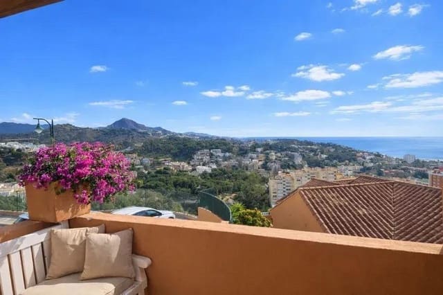 4 makuuhuone Paritalo myytävänä paikassa Puerto de la Torre, Málaga kaupunki mukana 
autotalli - 2 740 000 € (Ref: 10019296)