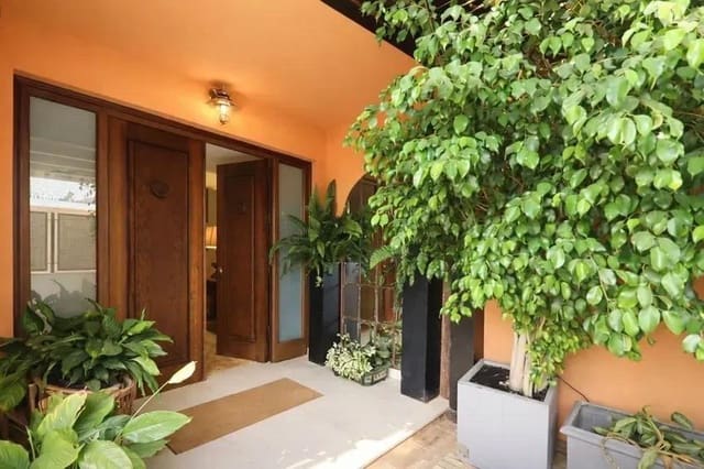 4 makuuhuone Paritalo myytävänä paikassa Puerto de la Torre, Málaga kaupunki mukana 
autotalli - 2 740 000 € (Ref: 10019296)