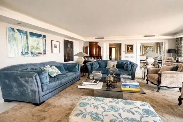 4 makuuhuone Paritalo myytävänä paikassa Puerto de la Torre, Málaga kaupunki mukana 
autotalli - 2 740 000 € (Ref: 10019296)