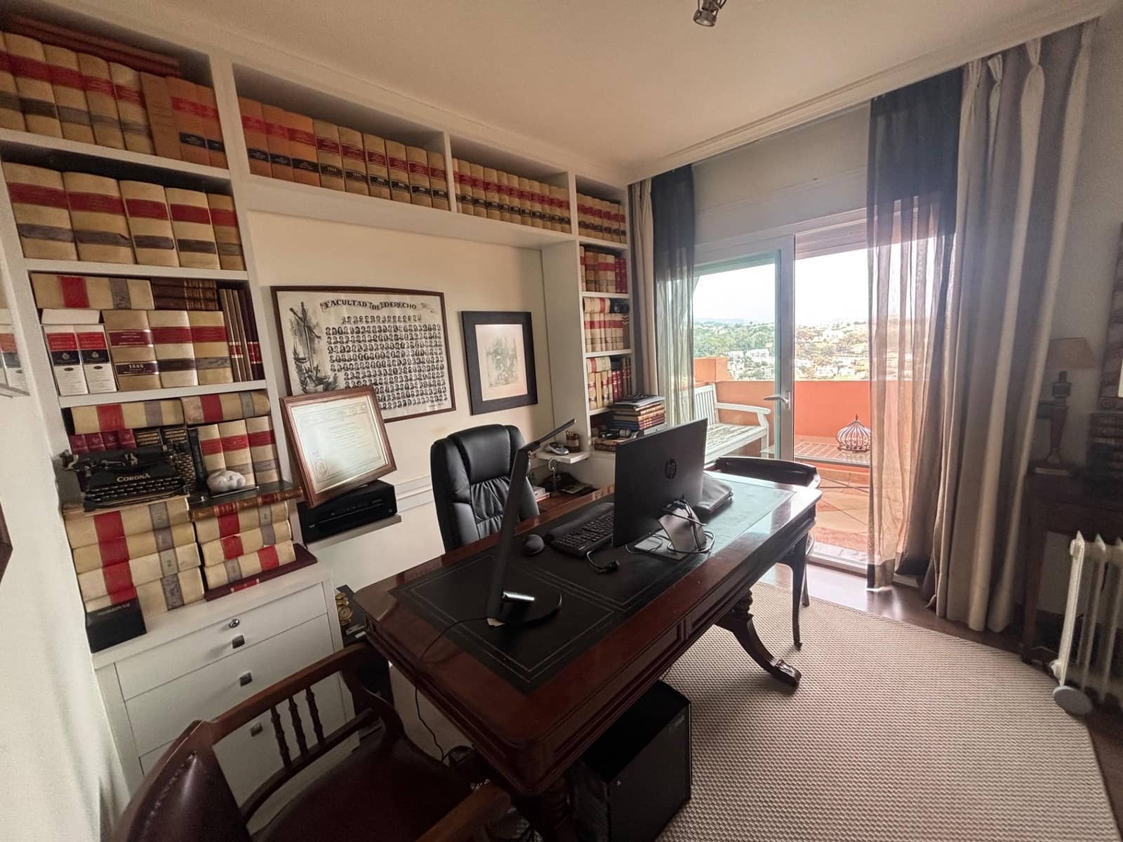 4 makuuhuone Paritalo myytävänä paikassa Puerto de la Torre mukana 
autotalli - 2 740 000 € (Ref: 10019296)