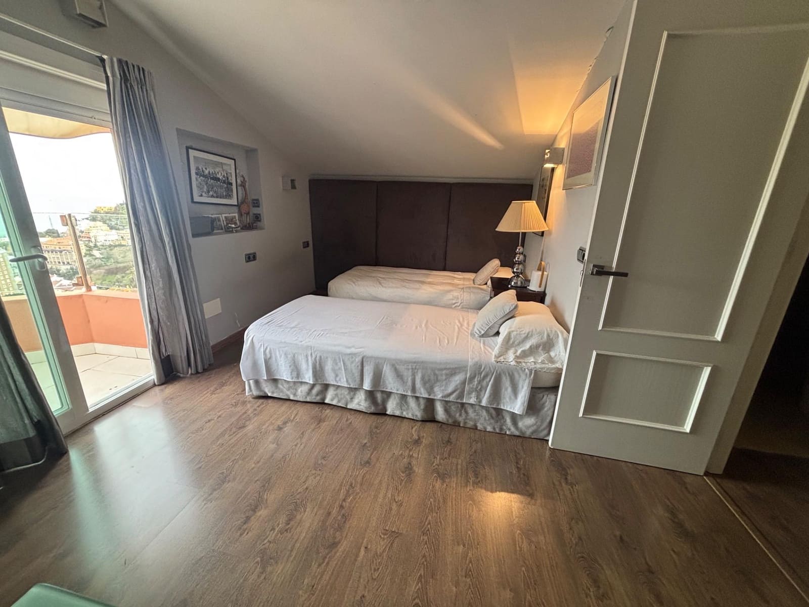 4 makuuhuone Paritalo myytävänä paikassa Puerto de la Torre mukana 
autotalli - 2 740 000 € (Ref: 10019296)