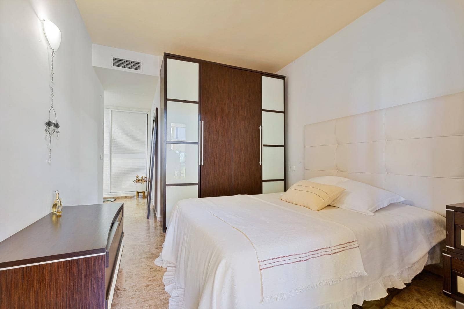 3 soveværelse Lejlighed til salg i San Pedro de Alcantara med garage - € 690.000 (Ref: 10019298)