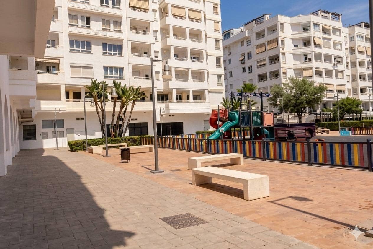 4 bedroom Penthouse for sale in Marbella with pool garage - € 595,000 (Ref: 10019301)